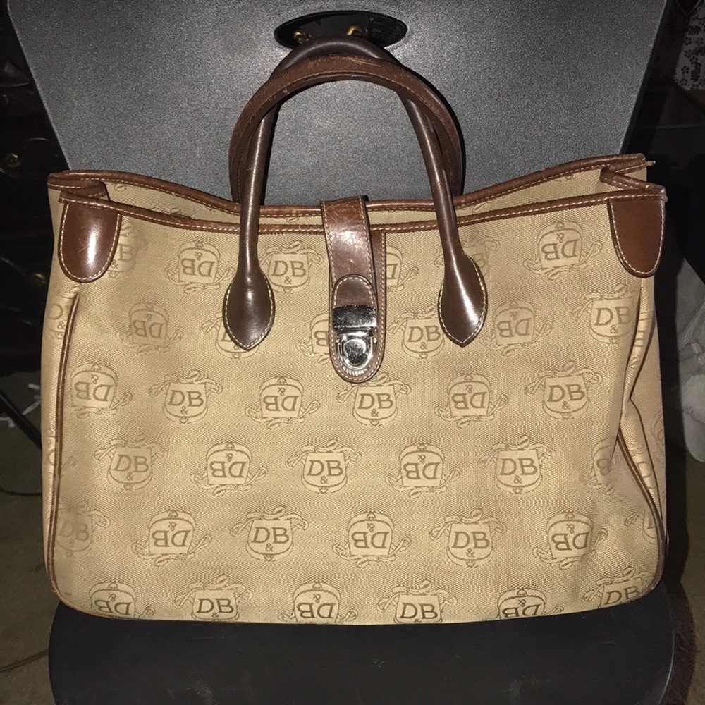 Dooney and Bourke large purse